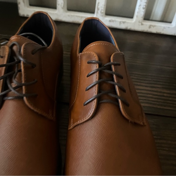 New Steven Madden men’s Fenyx Cognac dress shoes lace-up heel height 11 brown - Picture 8 of 15